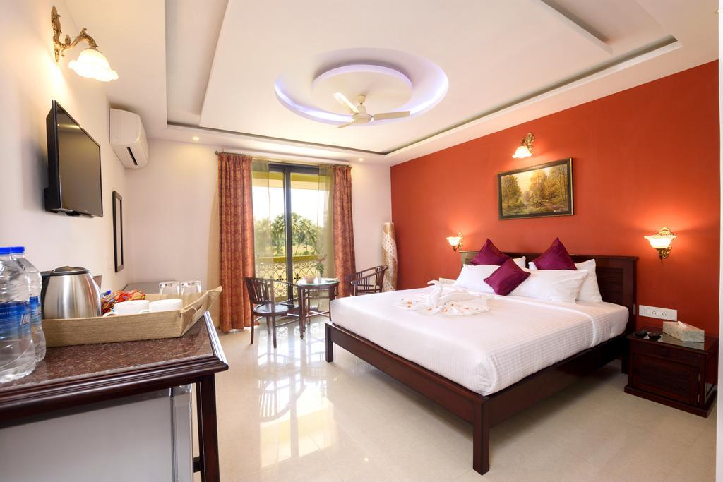 Praia Da Oura - Boutique Resort Маджорда Экстерьер фото