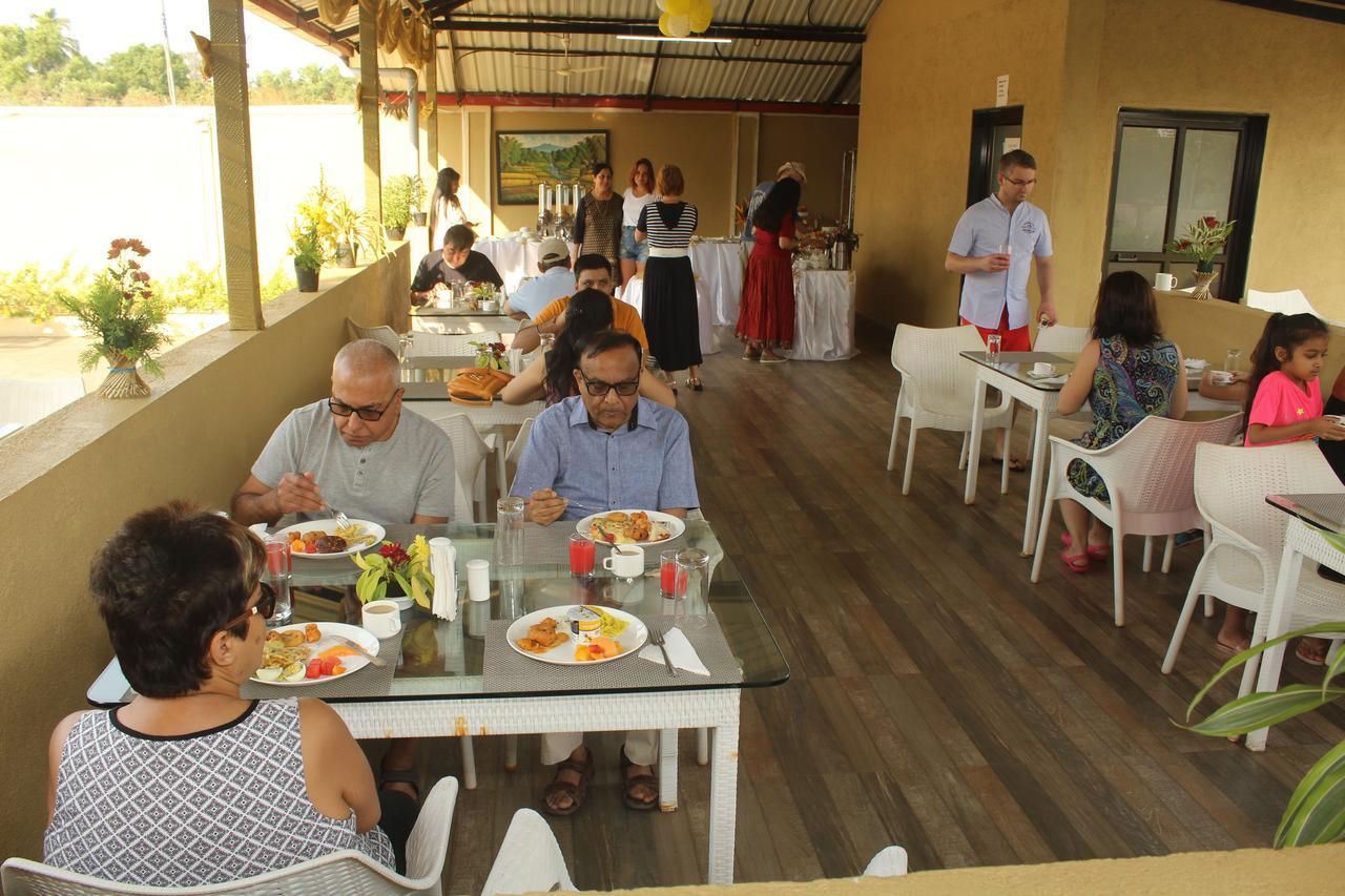 Praia Da Oura - Boutique Resort Маджорда Экстерьер фото